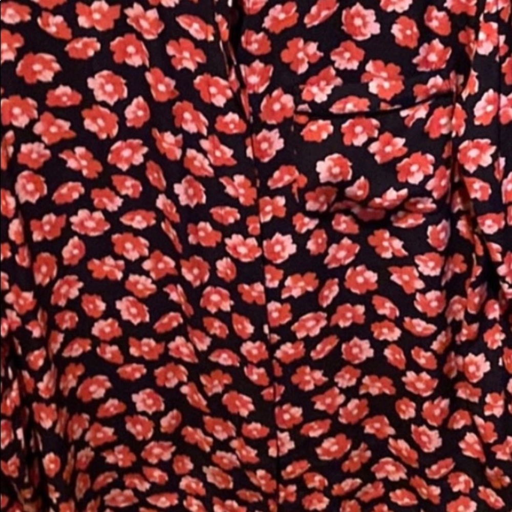 Gianni size 36 blouse. - Picture 2 of 2
